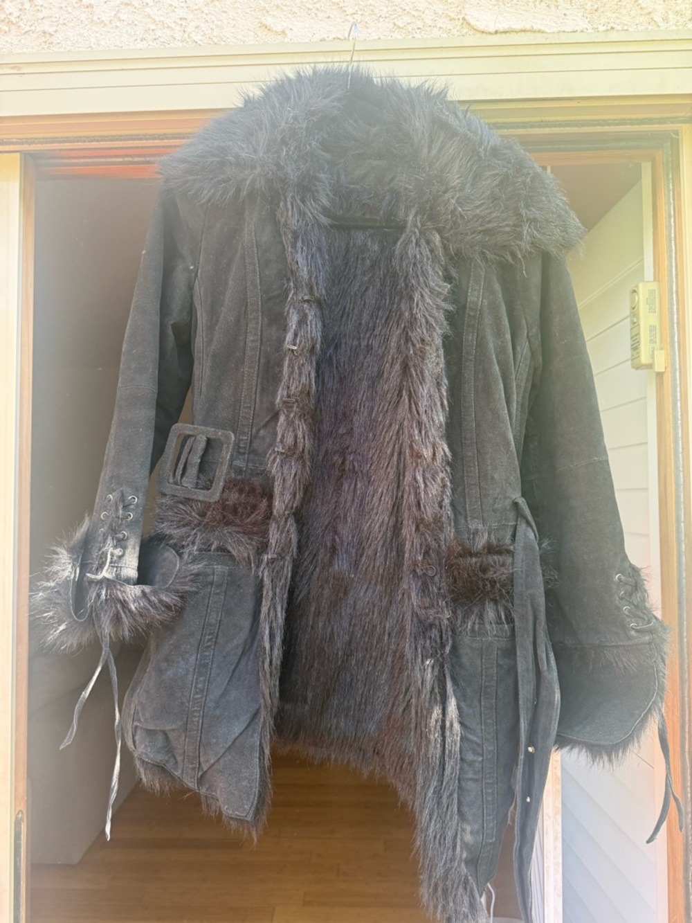 Penny Lane VTG corset Sleeve Suede Coat - Black